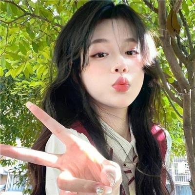 飘动的红丝带